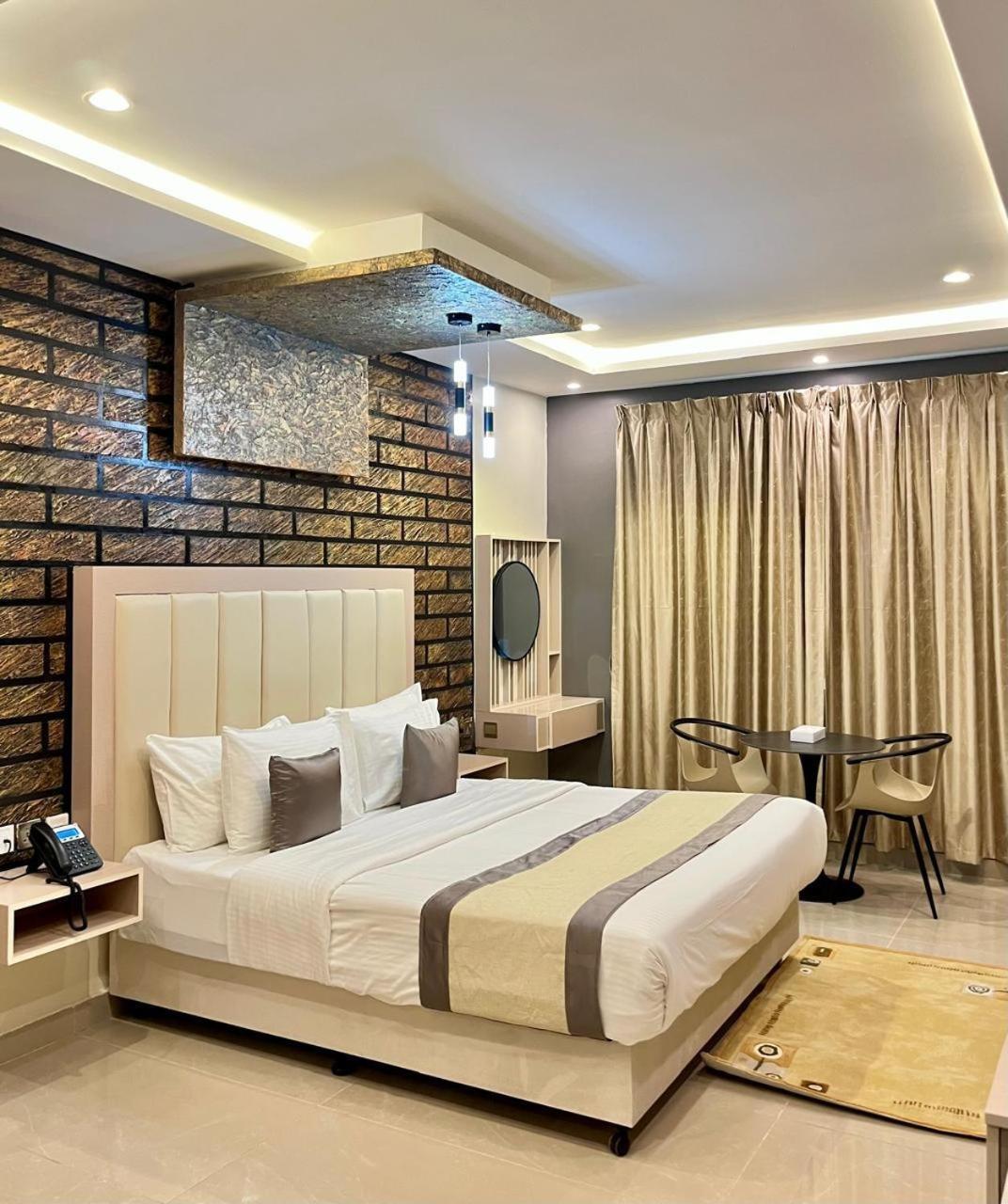 Sea Shore Hotel Apartment Khorfakkan 豪尔费坎 外观 照片